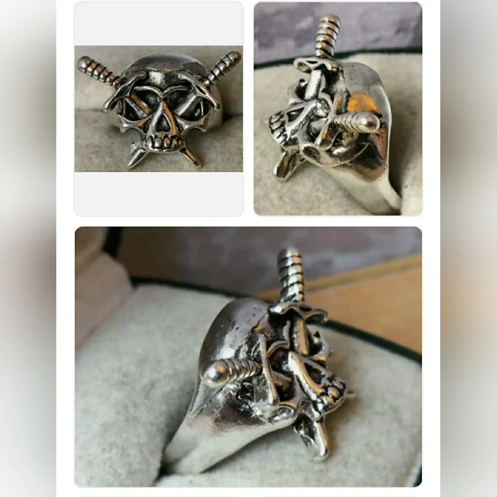 Silver Skull Ring Signet Biker Skull Demon Devil swords